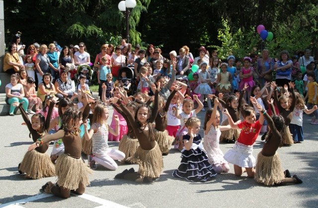 Пъстър празник имаха старозагорските малчугани по случай 1 юни