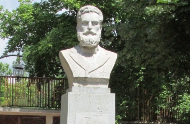 Горна Оряховица отбелязва Деня на Ботев