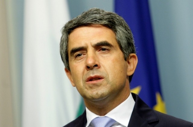 Плевнелиев: Ботевият огън трябва да бъде предаден на бъдещите поколения