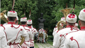 Отдаваме почит към паметта на Христо Ботев