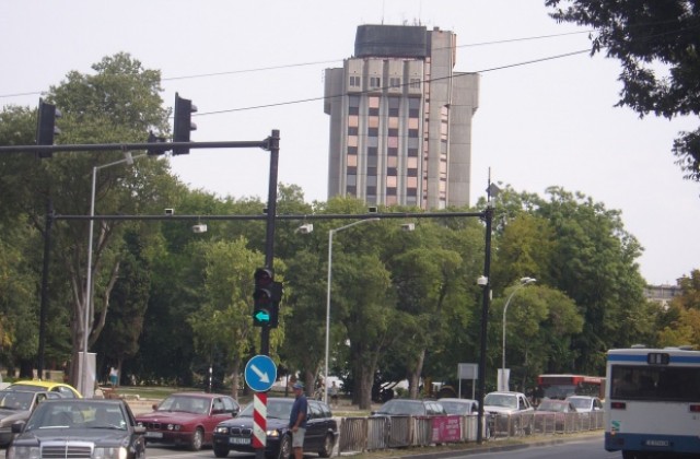 По две катастрофи на час във Варна вчера