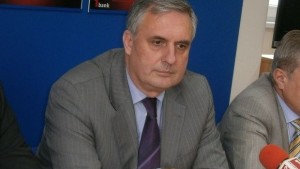 Калфин Конфликтът в Гърмен е етнически но корените му са