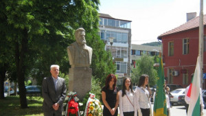 В Дупница почетоха Христо Ботев и загиналите за свободата на