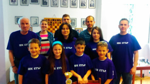 АБВ дари екипи на състезателите на ШК Етър