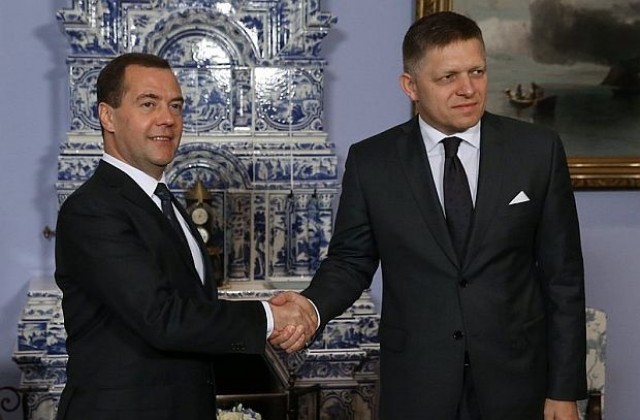 Медведев: Има рискове по Турски поток, но като цяло всичко е добре