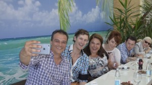 Звезди на българското кино раздаваха автографи и селфита