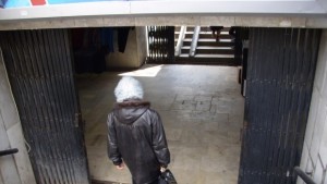 Опасен подлез заплашва минувачи