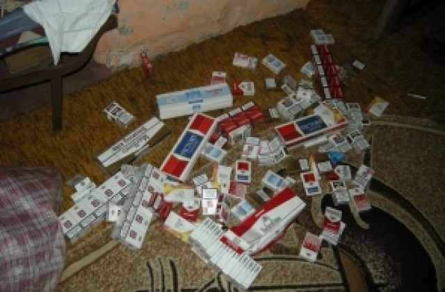 Иззеха 5 168 къса цигари от два обекта в кв. Изток