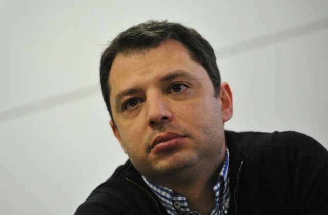 Делян Добрев: Поскъпването на тока ще реши много проблеми