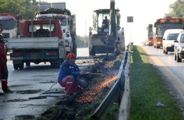 Неравности по „Цариградско шосе само ден след приключването на ремонта