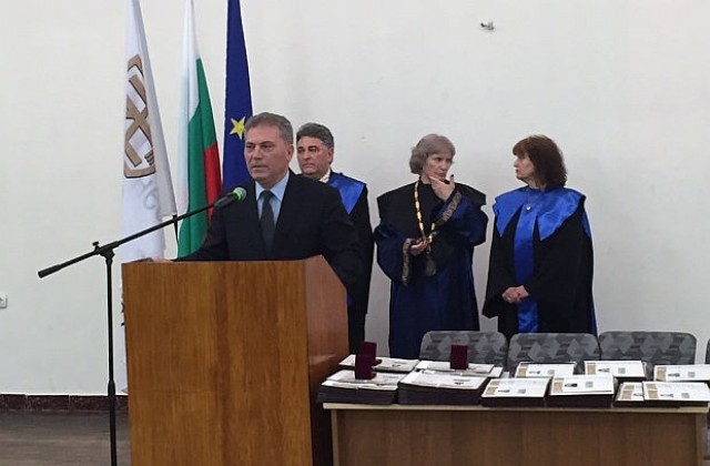 Нови педагози на пазара на труда