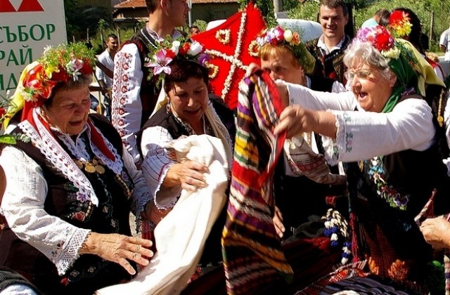 XII фолклорен събор в Кермен
