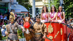 22 млн лв за Казанлък и 80 хиляди на шествието