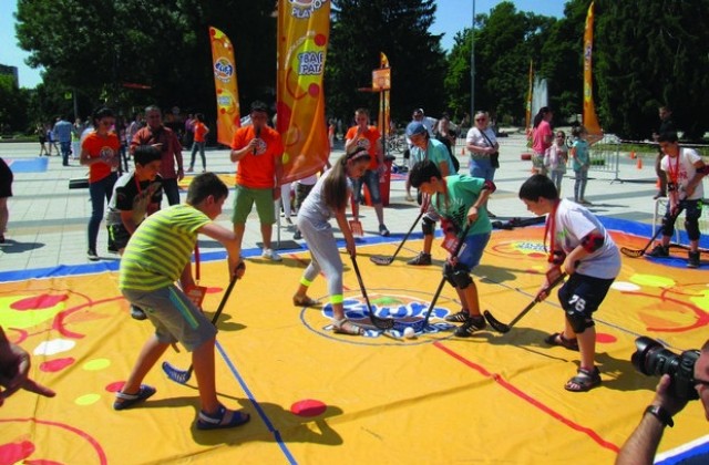 Fanta Play Tour 2015 гостува на тийнейджърите в Плевен