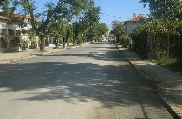 Пет фирми искат да асфалтират улиците в община Враца