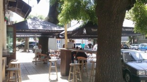 Погват собствениците на заведения които не слагат бели или сиви