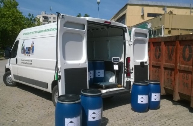 Над 76 кг опасни битови отпадъци събрани за ден във В. Търново
