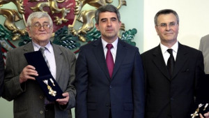Президентът награди трима борци срещу възродителния процес