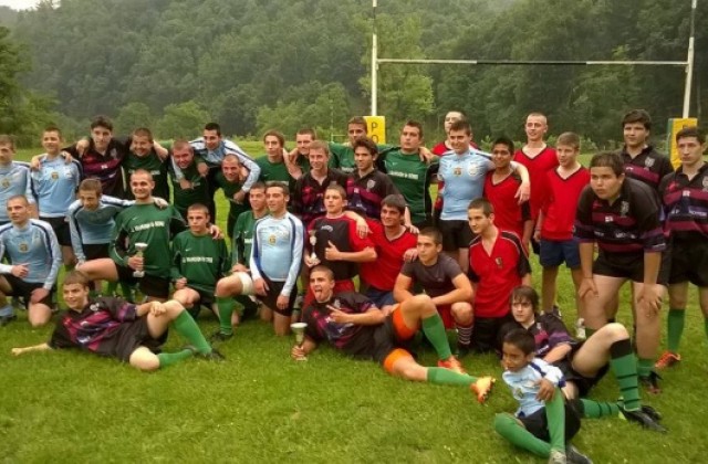 Ръгбистите на СОУ Вичо Грънчаров трети на средношколско първенство