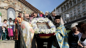 Литийно шествие с иконата Достойно есть