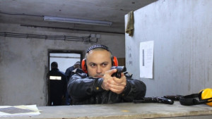 Състезание по стрелба за празника на полицията