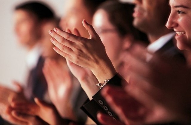 Японки изпълняват български песни в Пловдив