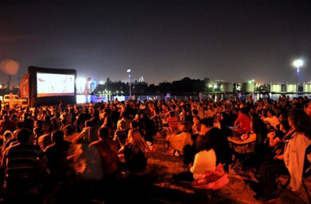 „Лятно кино в квартала” става фестивал, зрителите ще избират филмите