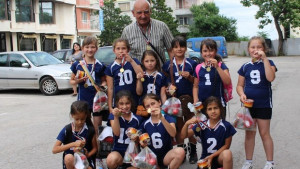 Момичетата до 10 години от ВК Любимец 2010 са национални