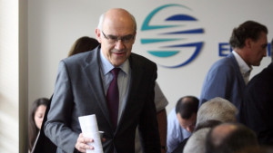 Шефът на КЕВР видя основания за отсрочка за цените на