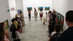 Рисунки и фотографии подреди в изложба СОУ Ем Станев