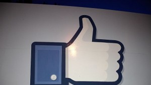 Facebook Lite едно полеко приложение за портфейла ви