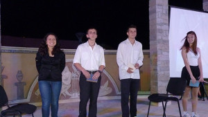 Поезията на Борис Христов оживя в подножието на крепостта Калето