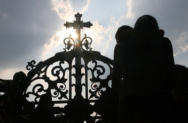 Първа копка на параклис в квартал „Кулата във Враца