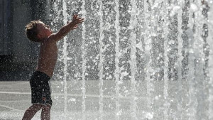 Предупреждават за опасно високи температури в неделя