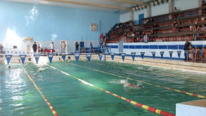 Започва Научи се да плуваш