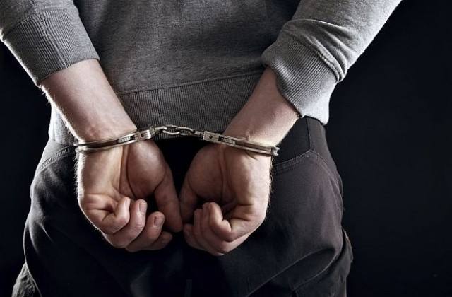 Арестуваха протестиращ срещу незаконните постройки в Гърмен
