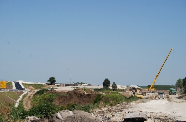 Нова отсечка на „Хемус” край Шумен може да не бъде завършена в срок