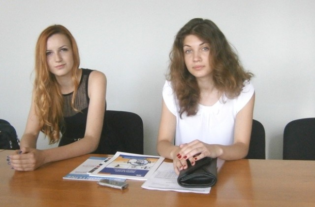 Цветина Колева и Виктория Ангелова разказват за своето докосване до народа на Израел