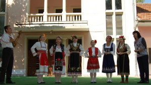 Лятно училище по народно пеене