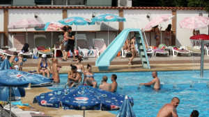 Откритите басейни в София изрядни при немарливост плащат до 5000