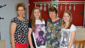 Мариана Бояджиева се срещна с ученици от клуба по дебати