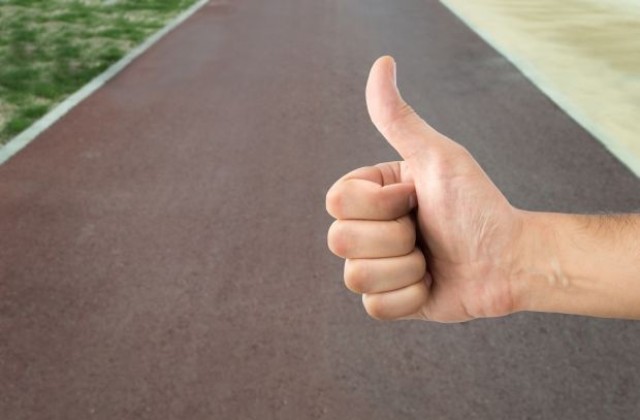 Кола-ракета чупи световния рекорд