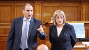 Депутатите приеха промени в закона за семейните помощи на първо