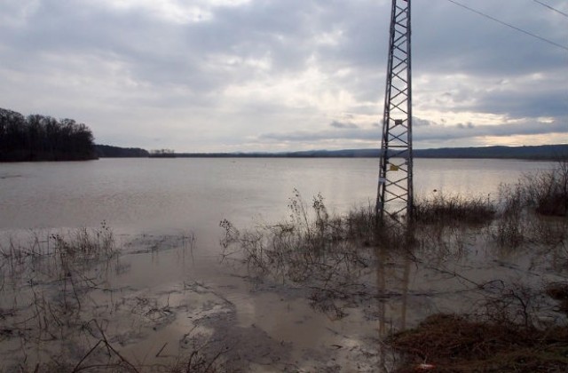 Очакват се значителни повишения на нивата във водосборите на Тунджа, Марица и Арда