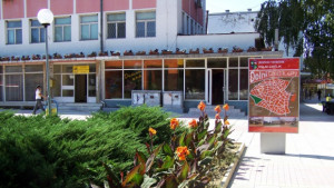 Долни Чифлик посреща партньори от родния град на Шкорпил