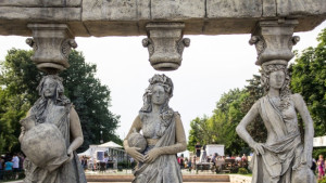 Живи статуи ще гостуват в Русе