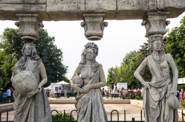 Живи статуи ще гостуват в Русе