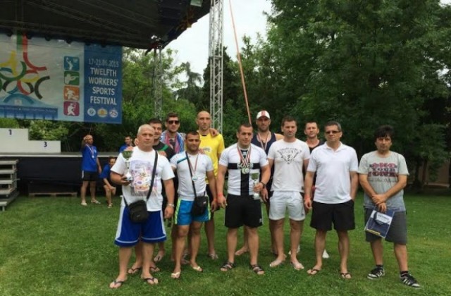 Ивайло Митев от Гълъбово стана абсолютен шампион на турнира по борба