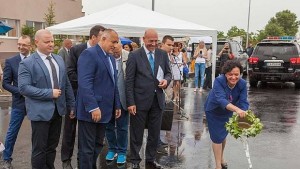 Борисов дарява на рибари част от парите за рождения си