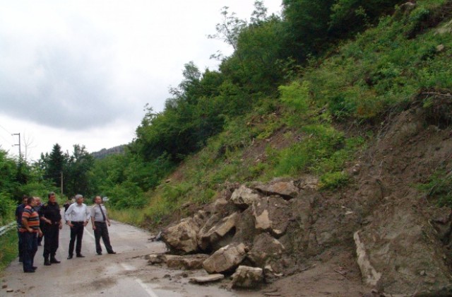 Над 7 млн. лв. нужни за укрепване на свлачището край Сухиндол